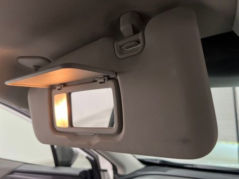 Used 2025 Subaru Crosstrek 2.0i Premium image 53