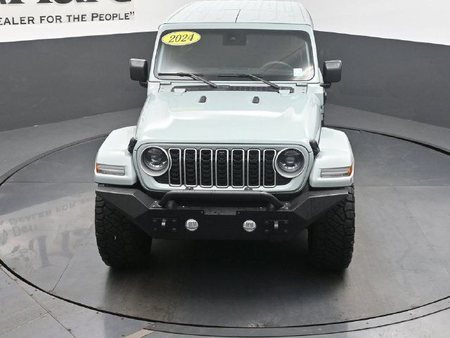 Used 2024 Jeep Wrangler Unlimited Sahara w/ Technology Group AWD/4WD image 64