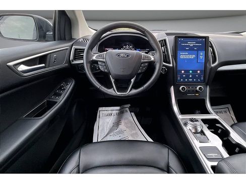 Used 2023 Ford Edge SEL w/ Convenience Package AWD/4WD image 7
