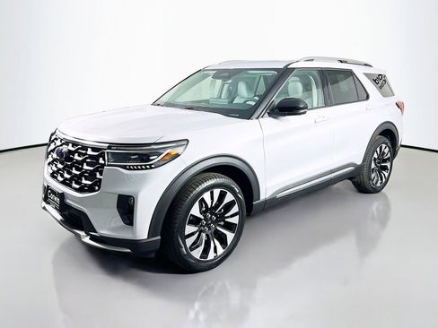 New 2026 Ford Explorer Platinum image 5