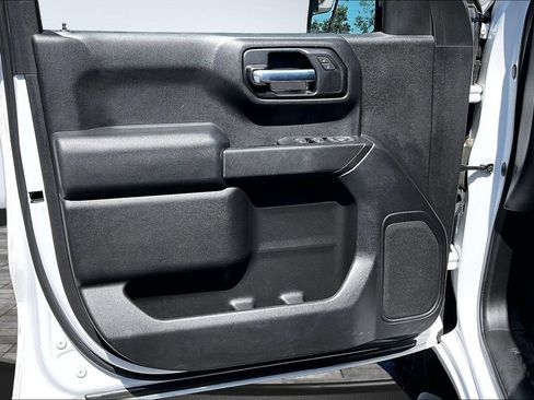 Used 2019 Chevrolet Silverado 1500 Custom Trail Boss AWD/4WD image 13