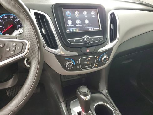 Used 2019 Chevrolet Equinox LS FWD image 16