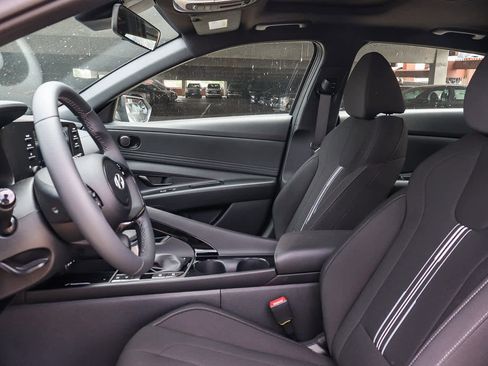 New 2026 Hyundai Elantra SEL Sport Premium FWD image 24