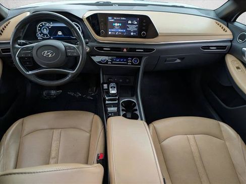 Used 2020 Hyundai Sonata SEL w/ Premium + Sunroof Package FWD image 18