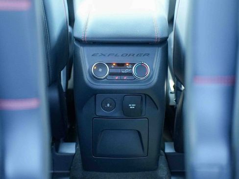 Used 2025 Ford Explorer ST-Line w/ Premium Package AWD/4WD image 12