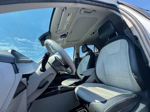 Used 2023 Kia Niro Wave w/ Wave Preserve Package FWD image 15