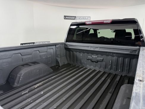 Used 2021 Chevrolet Silverado 1500 RST image 11