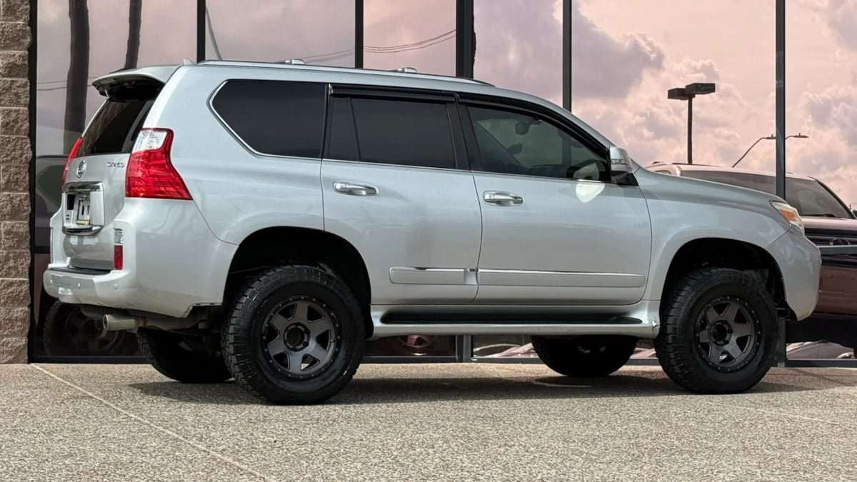 Used 2010 Lexus GX 460 Premium AWD/4WD image 13