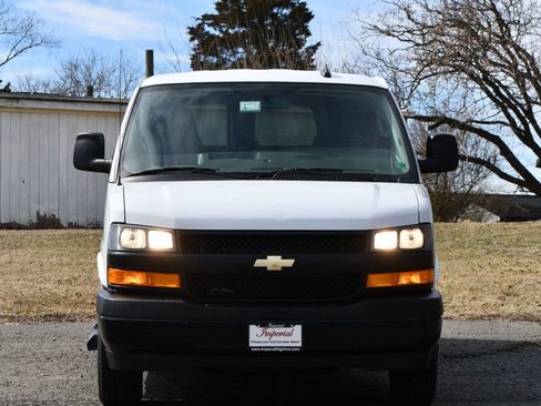 Used 2022 Chevrolet Express 3500 LS image 2