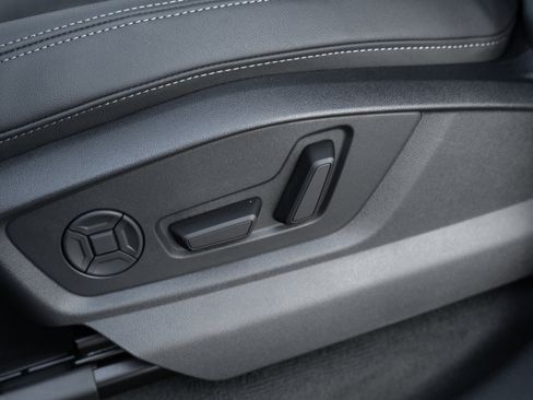 New 2026 Audi Q7 3.0T Premium Plus AWD/4WD image 23
