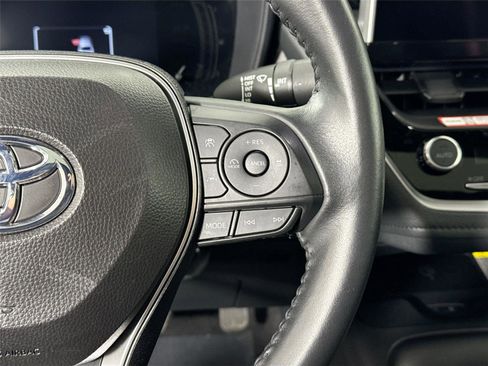 Used 2025 Toyota Corolla SE image 18