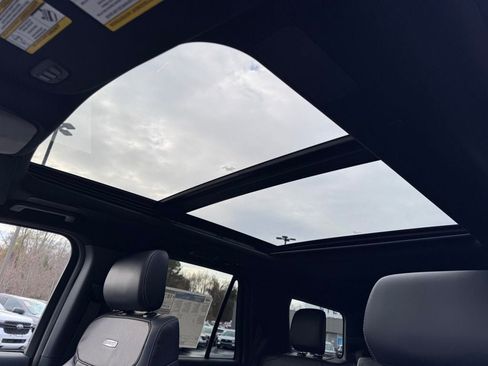 New 2025 Ford Expedition Platinum w/ Stealth Performance Package image 12