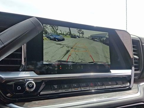 New 2025 GMC Sierra 3500 SLT w/ SLT Premium Package image 15