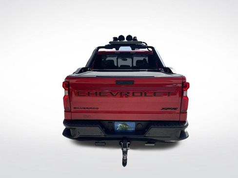 Used 2024 Chevrolet Silverado 1500 ZR2 w/ Technology Package AWD/4WD image 7