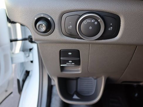 New 2025 Ford Transit 250 Low Roof image 31
