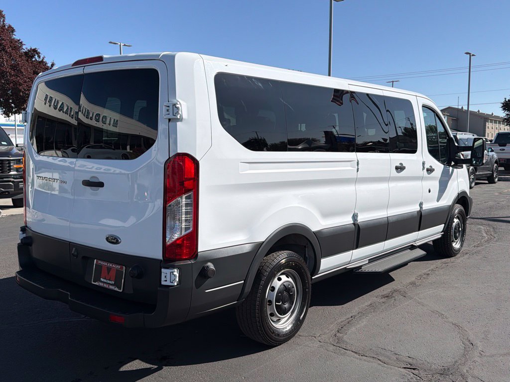Used 2017 Ford Transit 350 XL RWD image 3