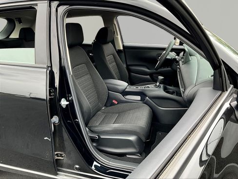 Used 2023 Honda HR-V LX image 26