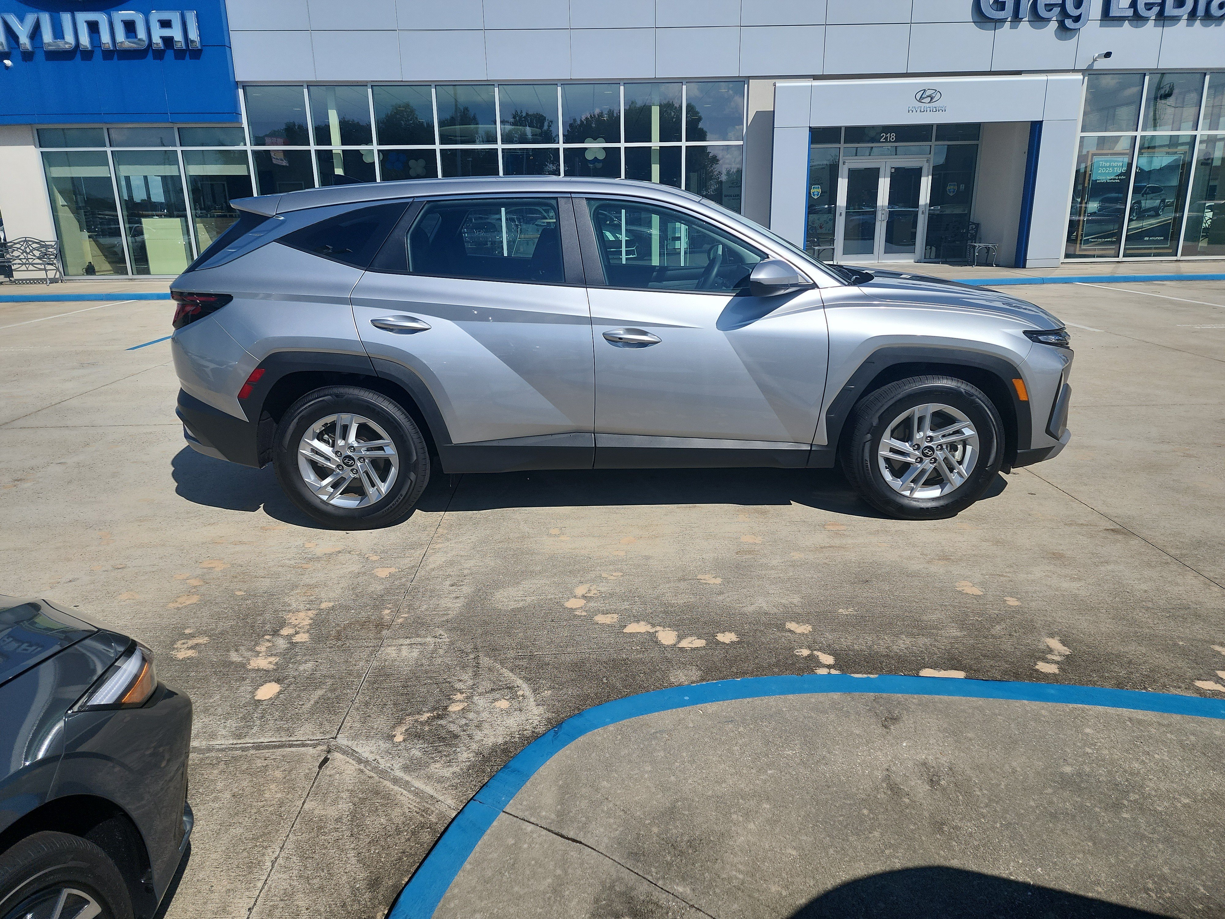 Used 2026 Hyundai Tucson SE FWD image 8