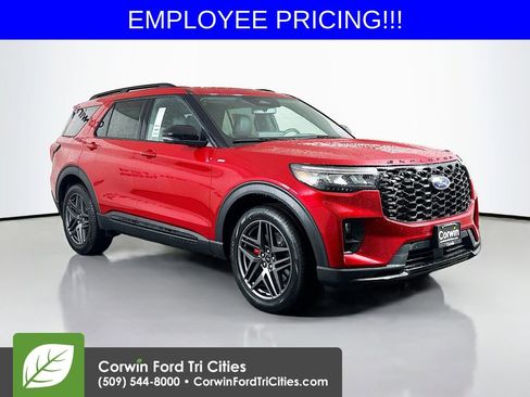 New 2026 Ford Explorer ST-Line w/ ST-Line Street Pack AWD/4WD image 1