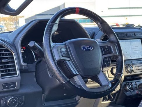 Used 2018 Ford F150 Raptor w/ Equipment Group 802A Luxury image 32