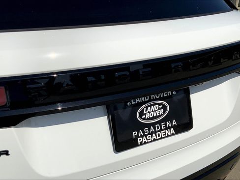 New 2026 Land Rover Range Rover Velar Dynamic SE image 6