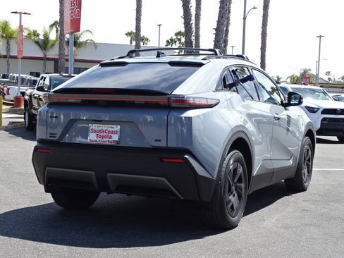 New 2026 Toyota C-HR AWD/4WD image 5