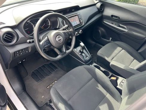 Used 2024 Nissan Kicks S FWD image 13