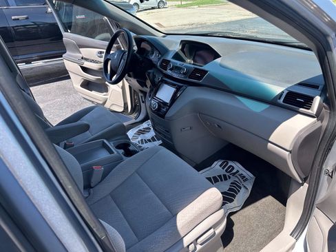 Used 2016 Honda Odyssey SE image 19