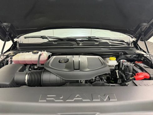 Used 2025 RAM 1500 Laramie w/ Night Edition AWD/4WD image 35