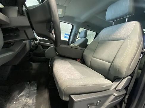 Used 2025 Ford F250 XLT image 11