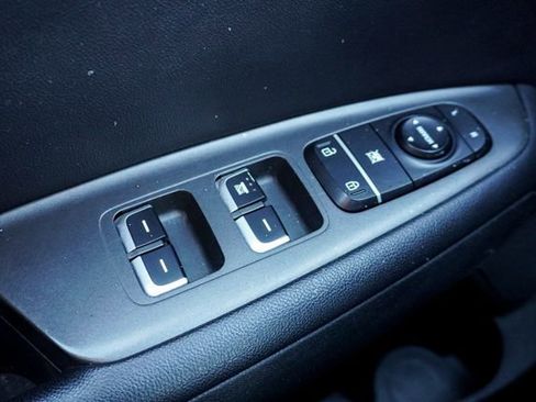 Used 2018 Kia Optima S w/ Panoramic Sunroof Package image 20