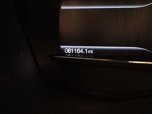 Certified 2019 Ford Explorer XLT w/ Equipment Group 201A AWD/4WD image 26