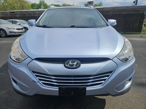 Used 2011 Hyundai Tucson GLS FWD image 4