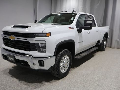 Used 2024 Chevrolet Silverado 3500 LT w/ All Star Edition image 3