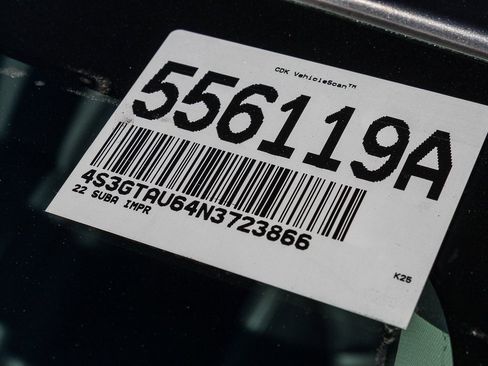 Used 2022 Subaru Impreza 2.0i Limited image 29