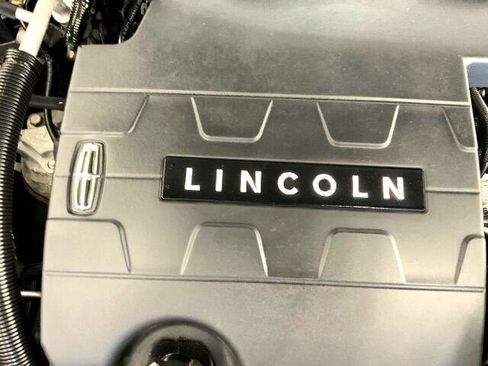 Used 2014 Lincoln MKS w/ Equipment Group 101A image 35
