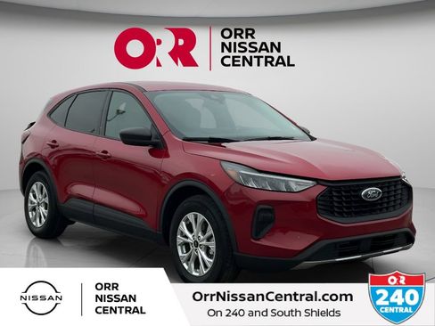 Used 2025 Ford Escape Active FWD image 3