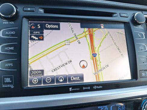 Used 2018 Toyota Highlander Limited image 27