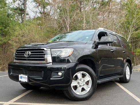 Used 2020 Toyota Sequoia SR5 w/ Premium Package AWD/4WD image 1