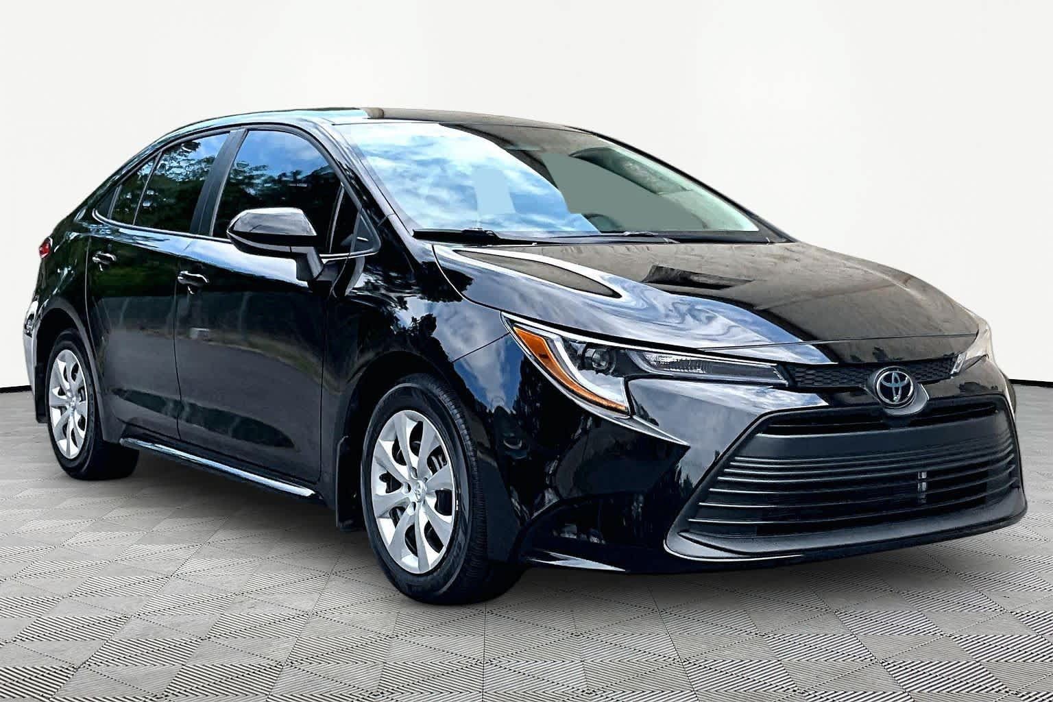 Certified 2026 Toyota Corolla LE FWD image 3