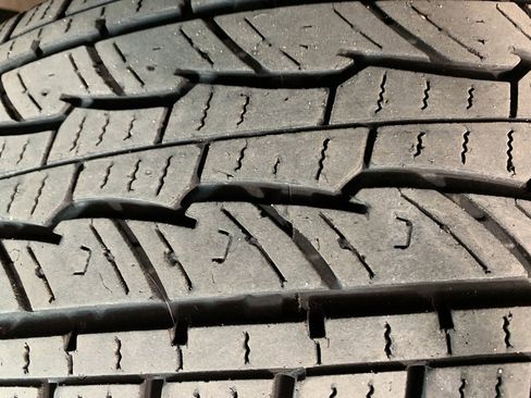 Used 2025 Chevrolet Silverado 1500 LT image 39