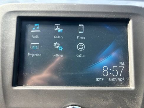 Used 2018 Chevrolet Equinox LT FWD image 27