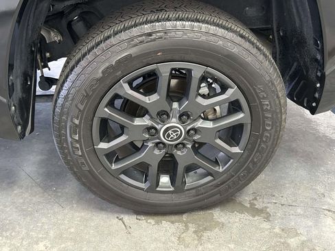 Used 2024 Toyota Tundra Platinum AWD/4WD image 12