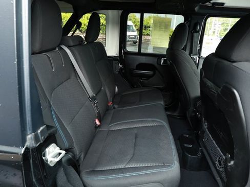 Certified 2024 Jeep Wrangler Unlimited Rubicon 4xe AWD/4WD image 28