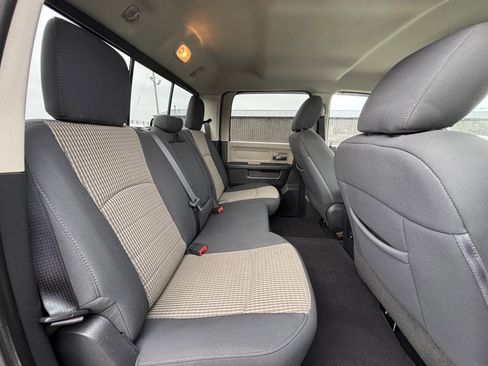 Used 2012 RAM 1500 Big Horn w/ Chrome Accents Group image 10