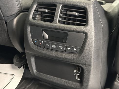 Used 2021 Honda Pilot Special Edition image 38