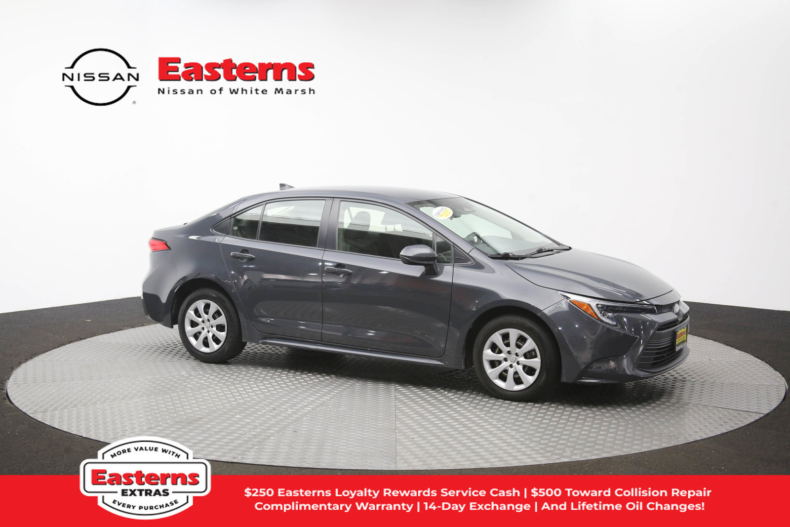 Used 2023 Toyota Corolla LE w/ Carpet Mat Package (TMS) FWD image 44