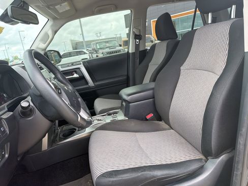 Used 2024 Toyota 4Runner SR5 image 10