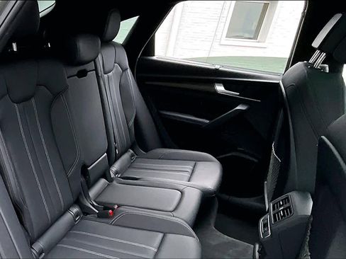 Used 2023 Audi Q5 2.0T Premium Plus image 20