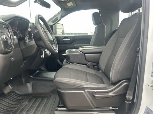 Used 2022 GMC Sierra 2500 Pro w/ Fleet Convenience Package image 17